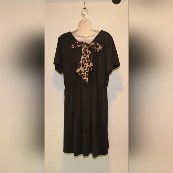 SHEIN Dress - Picture 2 of 4